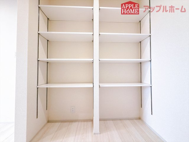 [新築住宅] 深谷市稲荷町北 第3 全3棟の収納|パントリースペース