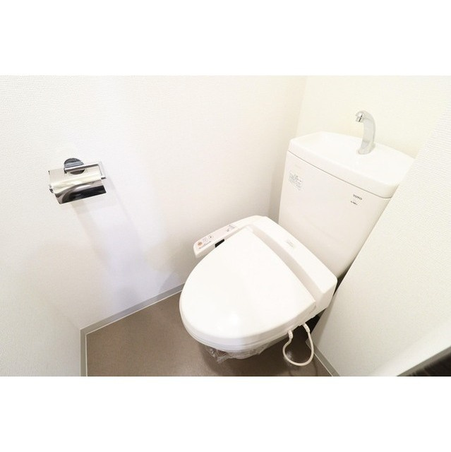 アドバンス心斎橋グランガーデンのトイレ|清潔感のあるトイレです