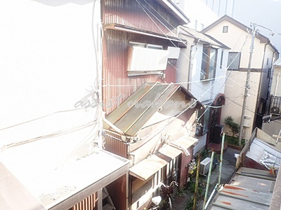 弥生東マンションのロビー