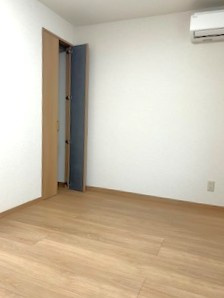 林華ビルの洋室|洋室