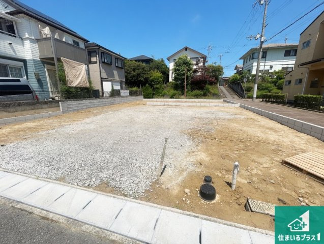 神戸市北区鹿の子台南町　第2期　新築一戸建ての外観|周辺は落ち着いた街並みの住宅地！子育てがしやすい住環境です！まだ未完成ですが、現地でしかわからない事もございます。是非一度ご覧ください。