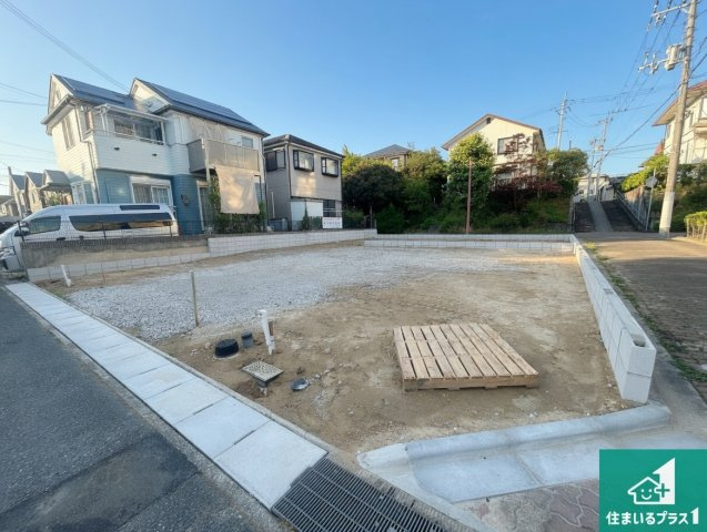 神戸市北区鹿の子台南町　第2期　新築一戸建ての外観|周辺は落ち着いた街並みの住宅地！子育てがしやすい住環境です！まだ未完成ですが、現地でしかわからない事もございます。是非一度ご覧ください。