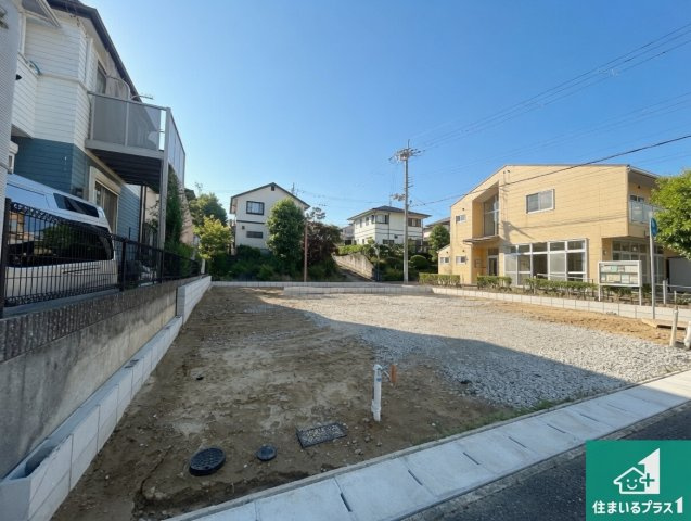 神戸市北区鹿の子台南町　第2期　新築一戸建ての外観|周辺は落ち着いた街並みの住宅地！子育てがしやすい住環境です！まだ未完成ですが、現地でしかわからない事もございます。是非一度ご覧ください。