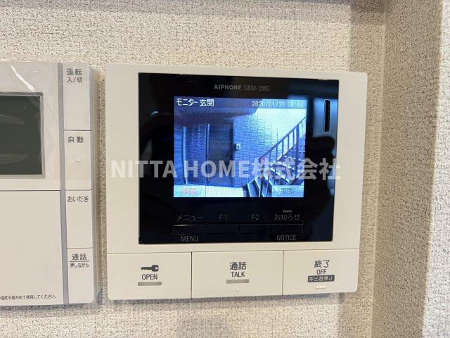シャーメゾン南田辺のセキュリティ|来客時にも安心のモニタ付きインターホン◎