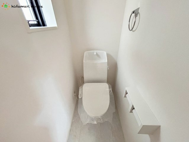 上尾市愛宕218Ⅱ②　新築戸建　02のトイレ