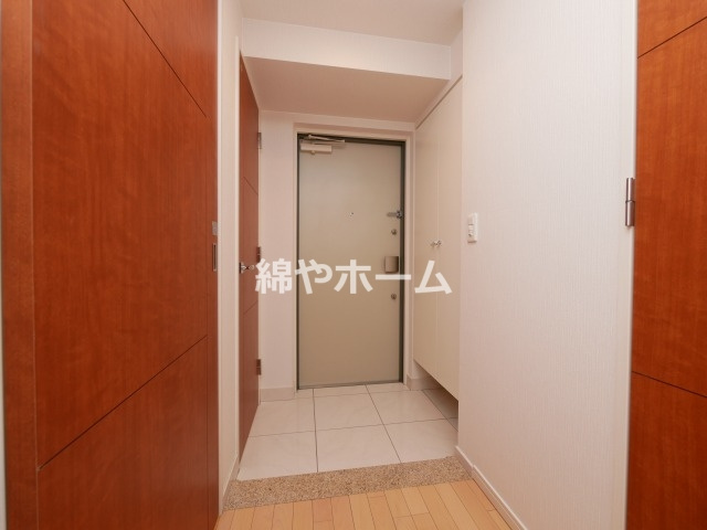 パークキューブ北浜の玄関|シンプルで使いやすい玄関です