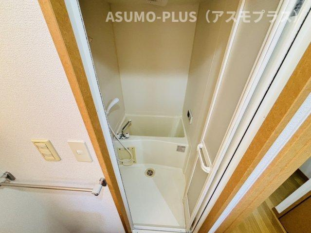 ローレル二日市のバルコニー|別号数タイプ