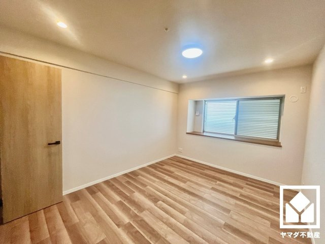 京阪東ローズタウン･ファインガーデンあゆみヶ丘Ｅ棟の子供部屋