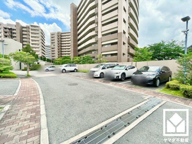 京阪東ローズタウン･ファインガーデンあゆみヶ丘Ｅ棟の周辺