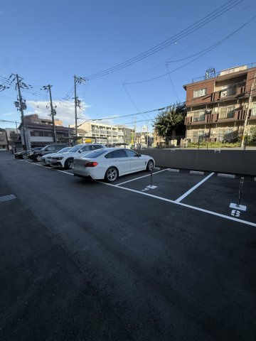 【駐車場】エスリードザ・グラン大阪ノース