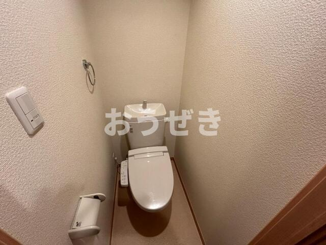 ロイヤルメゾン蒔田のトイレ