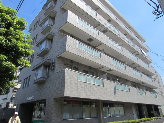 メゾン滝野川の外観|立派なマンションです☆