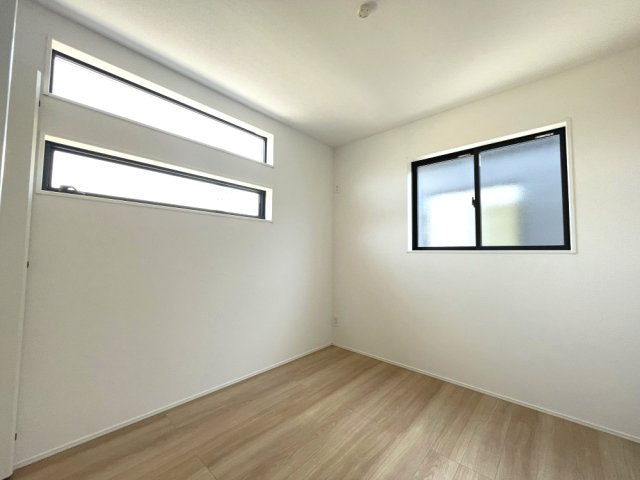 岡山市中区江並　戸建ての洋室|2階洋室です。(約5.2帖)