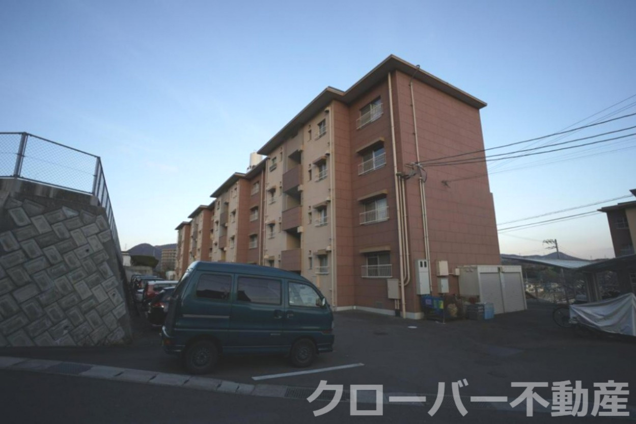 ココモタウン5番館の外観