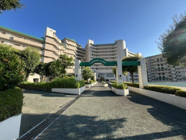 【外観】 | 相鉄線「かしわ台」駅まで徒歩6分の好立地◎
快適な新生活をすぐにスタートできるリノベマンション（2026.3）
