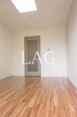 【居間・リビング】 | 二子町ハイツ（Ｋ－１０６） | 洋室のお部屋です。
