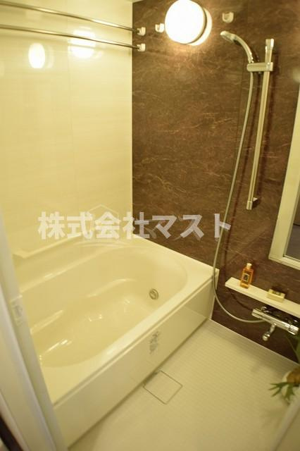 パークアクシス大阪新町の浴室