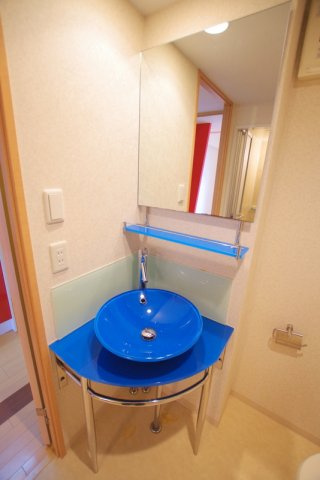 プラディオ天満セレニテ　仲介手数料無料の洗面所