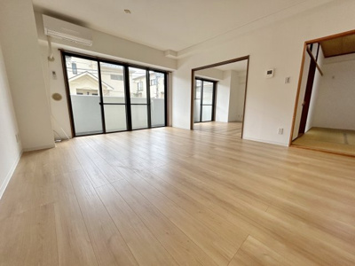 【居間・リビング】 | アトラクトマンショントムロ