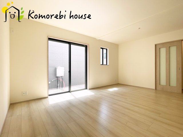 さいたま市北区吉野町　１期　ハートフルタウン　新築一戸建て　Dの居間・リビング|こちらのリビングで趣味の時間をお楽しみください