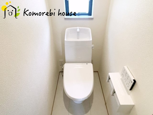 さいたま市北区吉野町　１期　ハートフルタウン　新築一戸建て　Dのトイレ|清潔感のあるトイレです