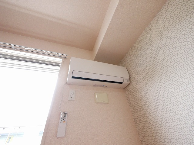 ドルチェヴィータ桜井の設備|エアコンついてます