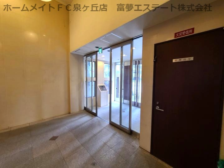 ローズステージ泉大津駅前のエントランス