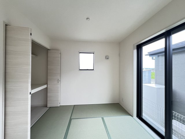 広陵町大野6期　全5棟の和室|洋風和室4.5帖　押入収納付き