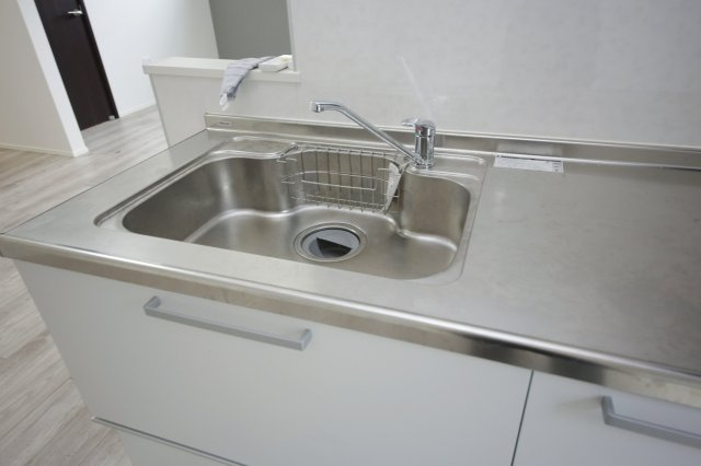 東海市東海町２丁目の一戸建てのキッチン