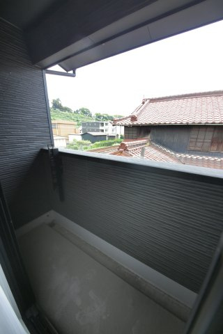 東海市東海町２丁目の一戸建てのバルコニー
