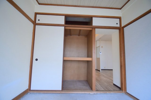 小山マンションの収納