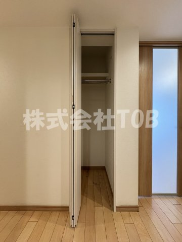 【収納】 | パーク・ハイム千歳船橋 | 玄関ホール　収納①※クリーニング完了前※