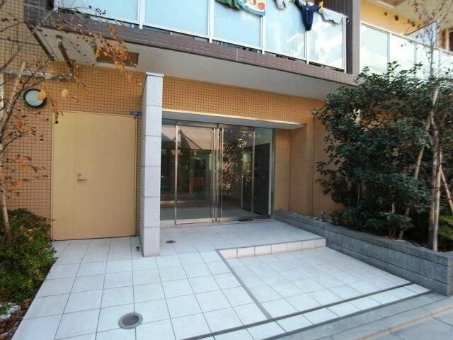 ＳＩＮ－Ｃｉｔｙ町屋のエントランス