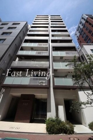 中央区築地１丁目の賃貸マンションのエントランス