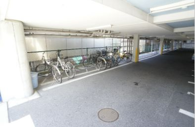 【駐車場】 | 第48長栄レイク唐橋 | 駐車場完備です