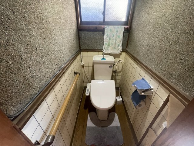 矢岳町一戸建のトイレ