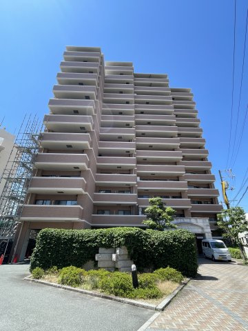 ヴェルディ宇品東の外観|「宇品中学校」徒歩3分。ウォンツやイオンも徒歩圏内。暮らしにスムーズな平坦地のリフォーム住戸です！