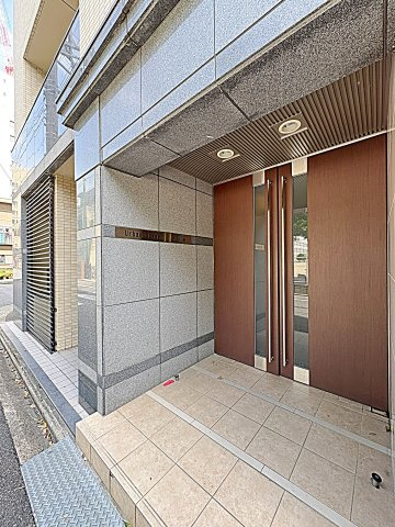 アーバン栄のエントランス