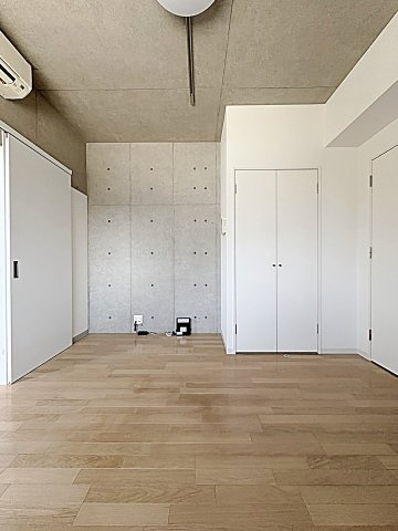 アーバン栄の居間・リビング