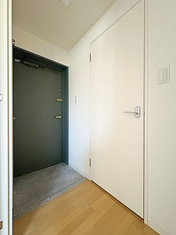 アーバン栄の玄関