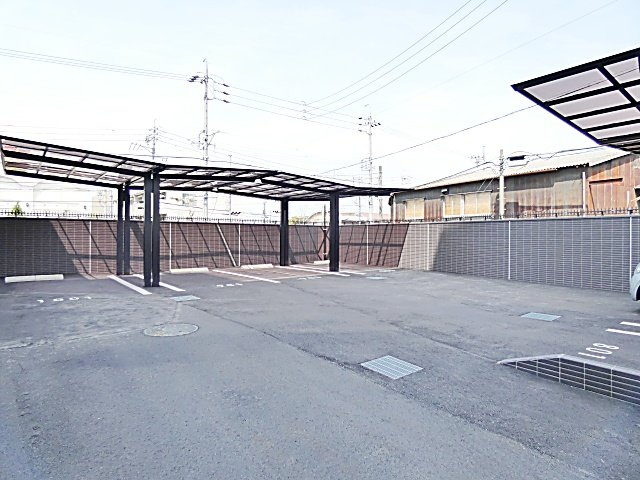 Ｇｒａｎｄ Ｐａｌａｃｅ ＩＫＡＩの駐車場