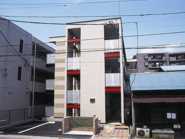 レオパレス大岡壱番館の外観