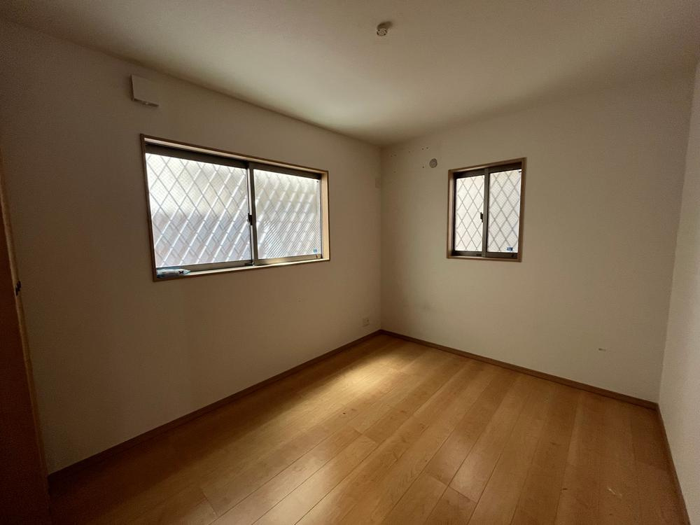倉治3丁目　中古一戸建ての子供部屋|洋室5.0帖
■物件内覧・資金計画相談・住宅ローン相談、リフォーム相談、お問合せ受付中■
※当日・翌日のご内覧、ご相談はお電話でのお問合せがスムーズです！