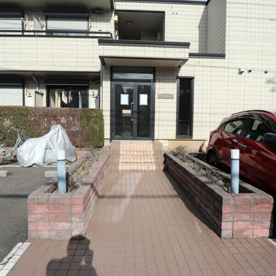 【エントランス】 | ライネスハイム | エントランスです