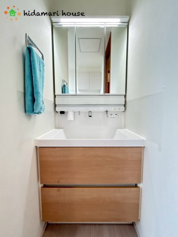 北本市中丸5丁目　中古戸建の独立洗面台