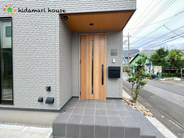 北本市中丸5丁目　中古戸建の玄関