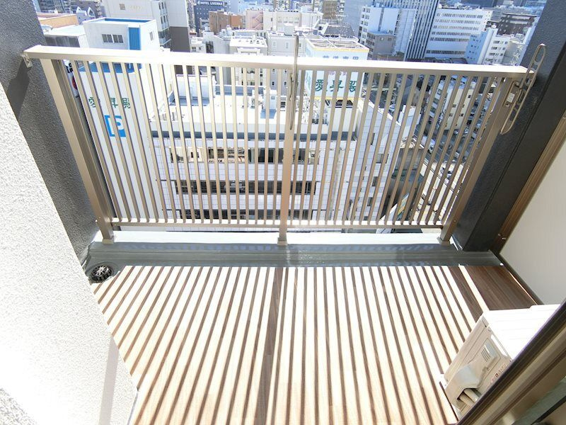 ディアレイシャス名古屋ステーションのバルコニー