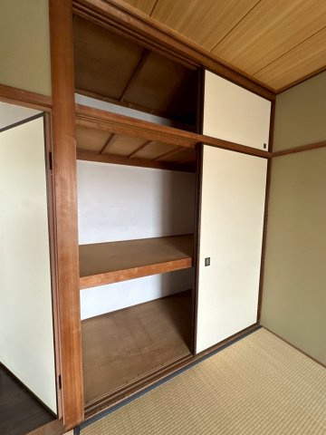 鶴甲戸建の収納