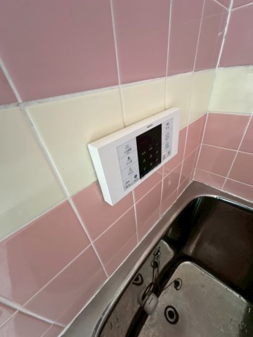鶴甲戸建の浴室