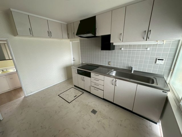鶴甲戸建のキッチン